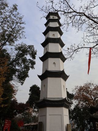 Tongjun Shrine Visit Guide! Unlock the Millennium Legend of the Ancestor of Chinese Medicine