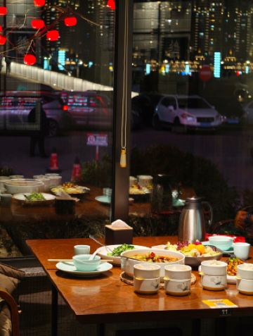 The ceiling of a seaside restaurant in Dalian! A fusion of Sichuan and Cantonese cuisine that truly understands the taste buds!