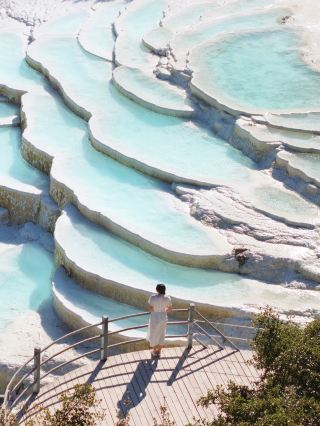 Not Pamukkale! It's the "Fields Left by Immortals" hidden in Shangri-La