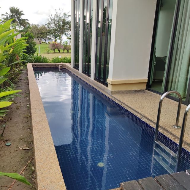 Sabah Beach Villa & Suites
