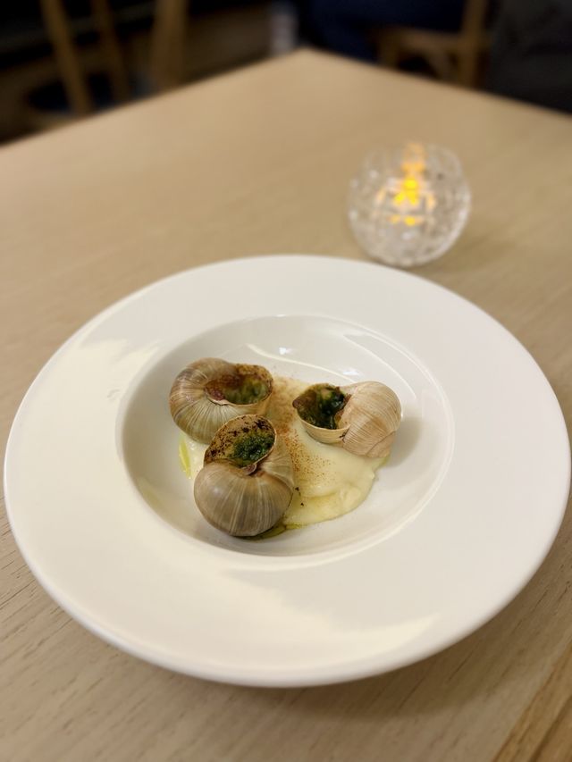 咖啡店內隱藏的西餐