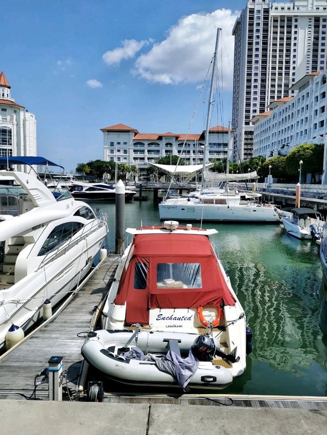 Straits Quay, the gorgeous seafront marina