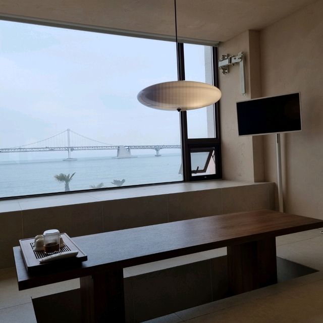 8인 수용가능한 부산 광안리 오션뷰 '고즈넋 머무르다' 감성숙소