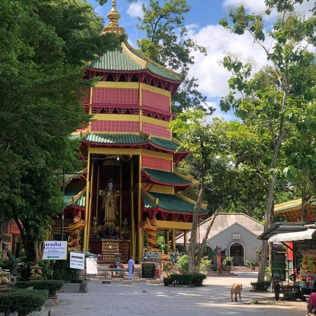 วัดถ้ำเสือ วัดดังเมืองกระบี่