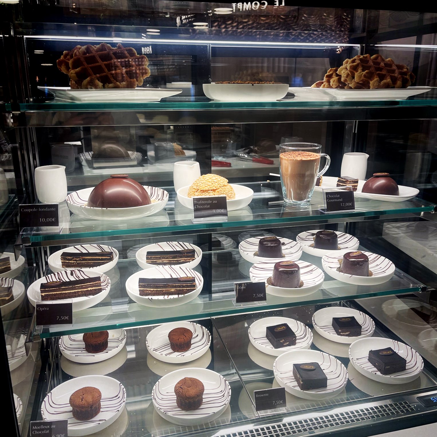 Lindt - Paris ページ caption.jpg?w=1200&h=-1&s=1