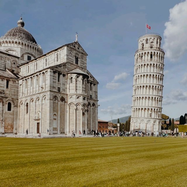 Leaning Tower of Pisa, Italy