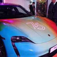 75 週年 Porche跑車,結合美與力的設計!