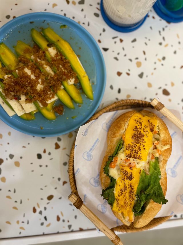 🇻🇳하노이 맛집, 인생반미 맛본 곳 The Banhmi By Kun🥪🍞