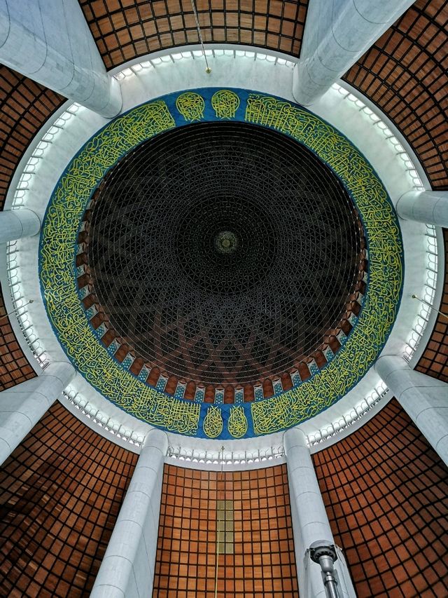 The unique architerure design of the Blue Mosque