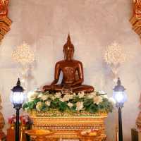 วัดปากน้ำภาษีเจริญ พระพุทธรูปสูงที่สุดใน กทม.