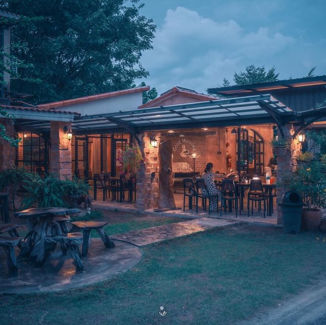 บ้านพักอารมณ์ “ทั ส ค า นี่ “ ที่สวนผึ้ง