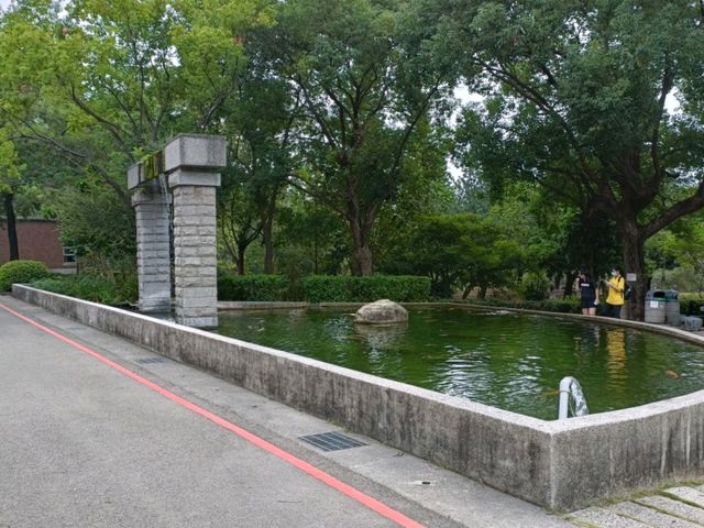 『亞洲大學』