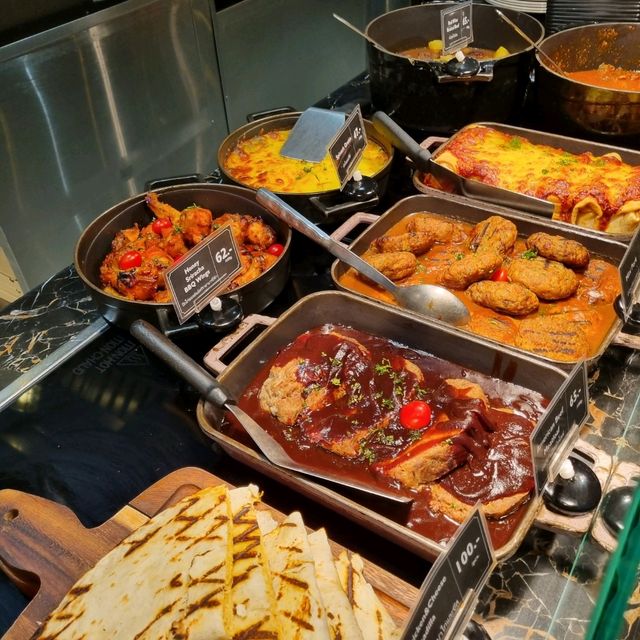 Tops Food Hall Pattaya 