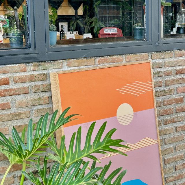 slurp coffee ร้านกาแฟริมแม่น้ำระยอง