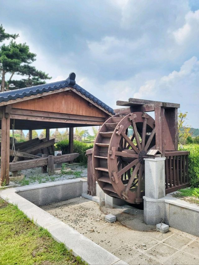 여기가 한국이라고? 이국적돌탑의 향연🪨