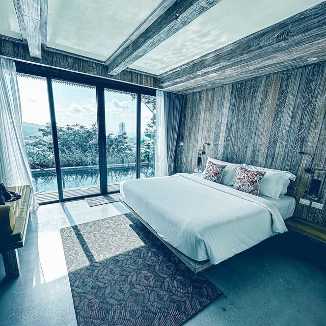 luxury resort in Phuket 10 mins from Patong