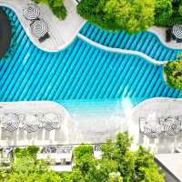ลากแฟนไปนอนป่าตองสระว่ายน้ำปังๆที่TheRoyalParadise
