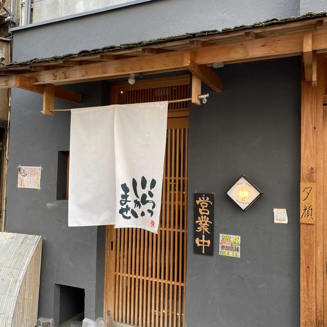 神戸牛が食べたくて見つけた三宮の割烹ランチ！すき焼き風神戸牛の牛丼2100円⭐︎神戸・三宮・元町観光におすすめ