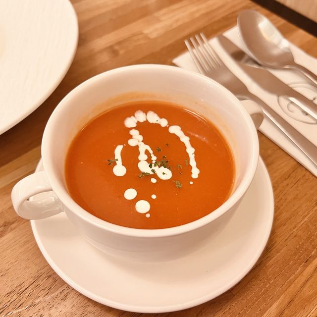 九龍城木系cafe
