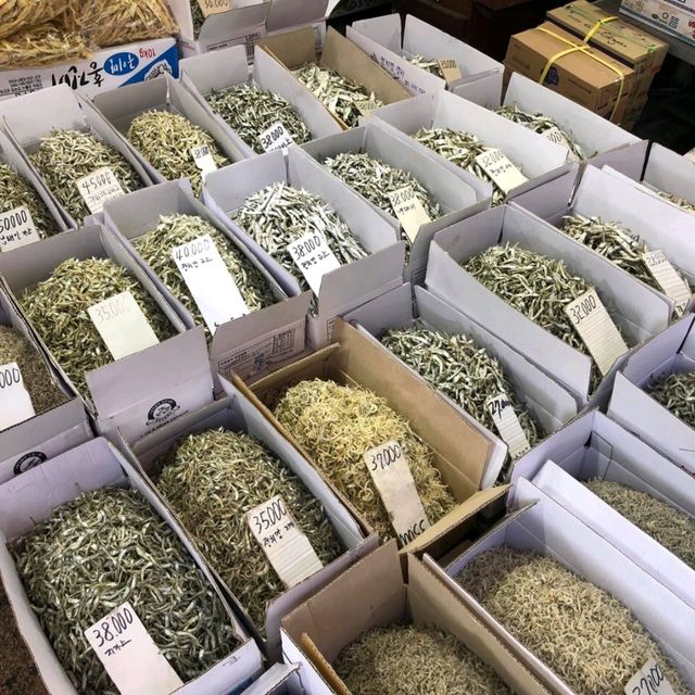 釜山 札嘎其市場吃海鮮🦞🦐🐙還有乾貨海味 