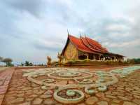 เก็บแสงเช้า ณ วัดสิรินธรวรารามภูพร้าว 