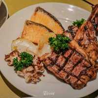 อากาศดี ๆ แบบนี้ต้องชวนครอบครัวมา Dinner ปูยักษ์