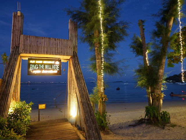 “บ้านพลอยเสม็ด” ร้านอาหารวิวสวยบนเกาะเสม็ด