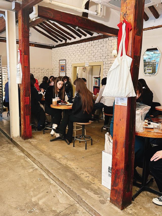 安国 カフェレイヤード ヴィンテージな雰囲気でかわいくて美味しいカフェ