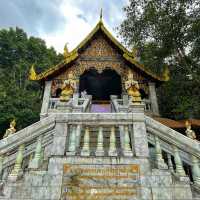 พระพุทธบาทสี่รอย