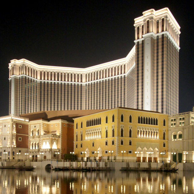 🌙😍 Daydream at the Venetian in Macau! ✨ 🌙😍 Daydream at the Venetian in Macau! ✨