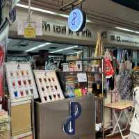 방콕 차이나타운의 대형 로컬 시장, Sampheng Market