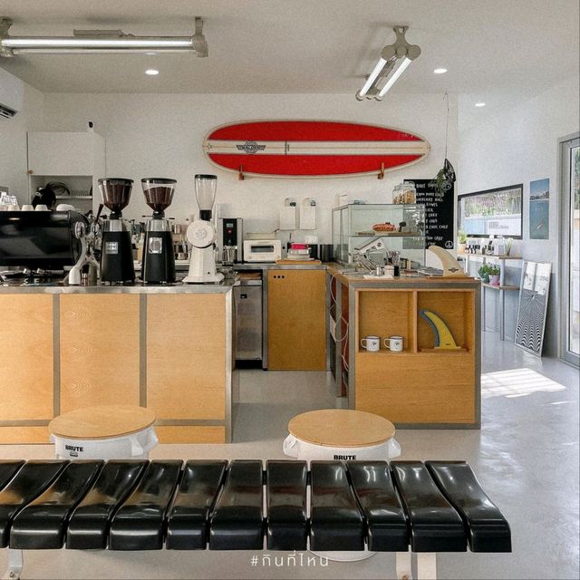 Waikiki Coffeewave • Hua Hin