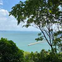 穴見海岸：大自然鬼斧神工，日落絕美景緻