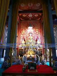 ไหว้พระธาตุดอยสะเก็ด เช็คอินสกายวอล์ค