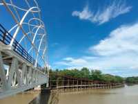 สะพานเจดีย์กลางน้ำ