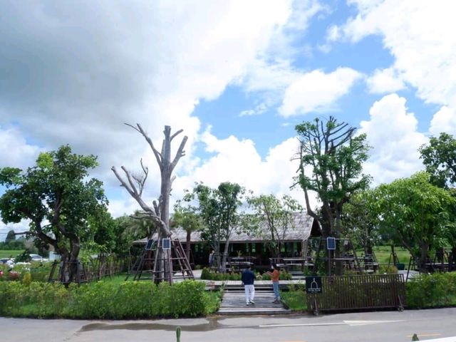 มีนาเมษาค่าเฟ่ มหาสารคาม