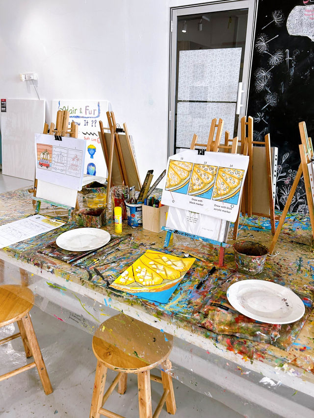 Twelve Tsuki Art and Craft Studio