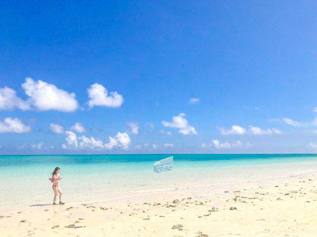 【沖縄 久米島】まるで浮いているように見える😳 はての浜  奇跡の絶景💎.◌*！