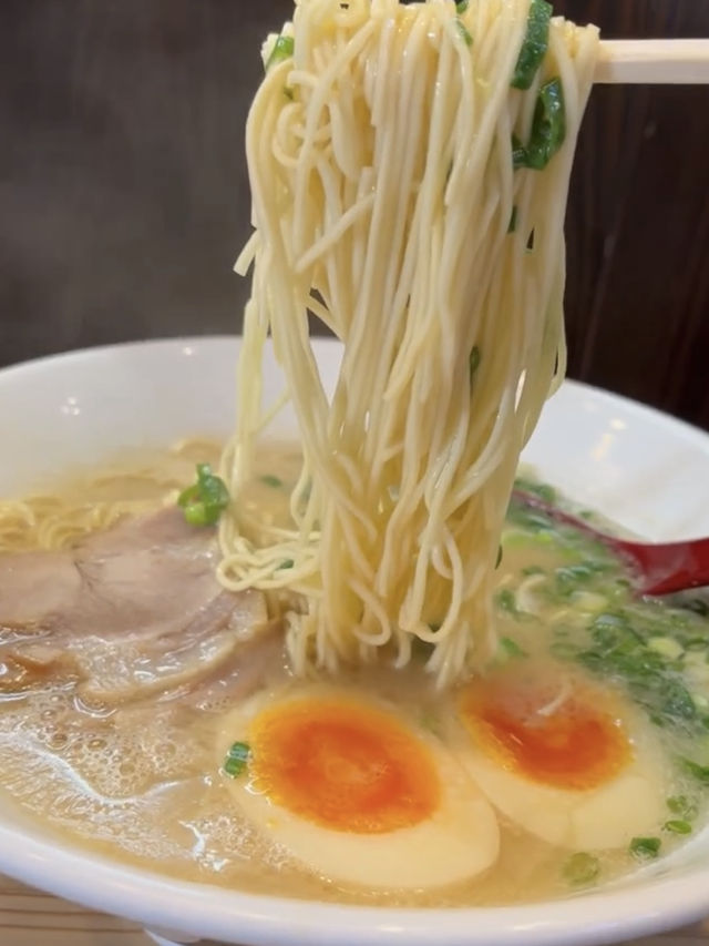 【福岡グルメ】実はおにぎりも人気?!人気ラーメン店の名脇役🍙