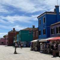 一輩子必去的絕美小島～威尼斯彩色島Burano😍😍
