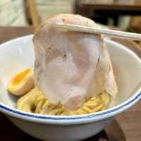 【大阪・谷町六丁目】自家製麺で味わうつけ麺が自慢「麺ファクトリー ジョーズ」
