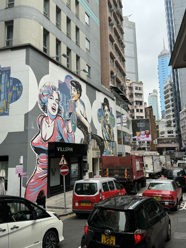 레트로한 분위기와 세련된 무드가 동시에, 홍콩은 생각보다 특별해요.