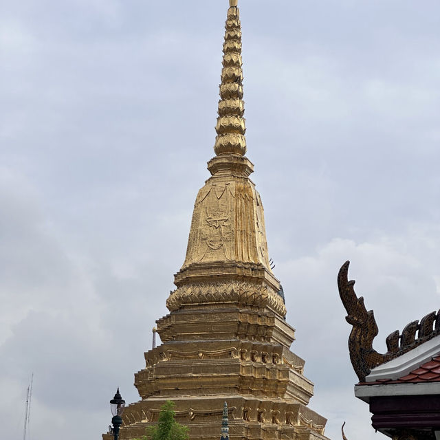 A Glimpse into Thailand’s Royal Grandeur at The Grand Palace 