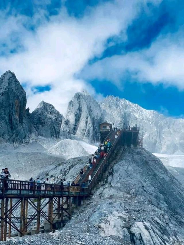 Majestic Views at Yulong Snow Mountain
