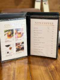 Ellen Cafe House • Ang Sila, Chonburi 