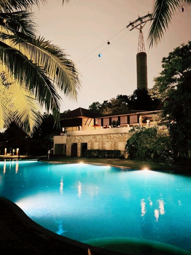 Outdoor swimming at Equarius Hotel