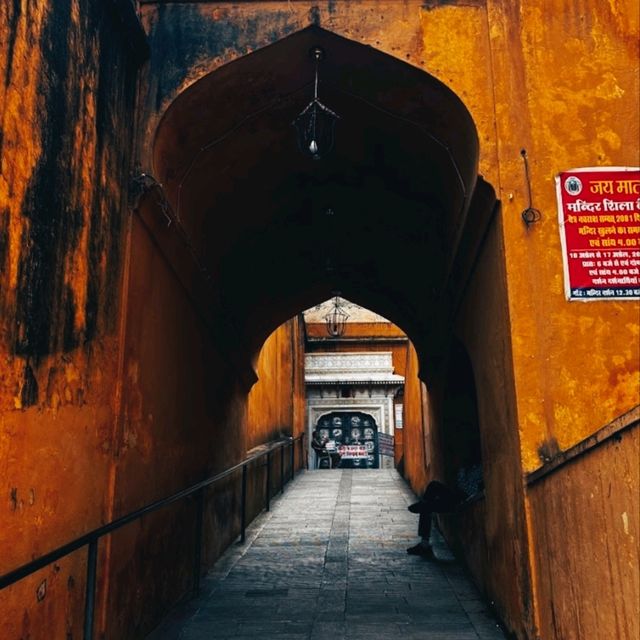 ARTISTIC STYLE AMER FORT.