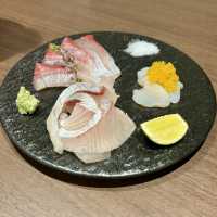 【大阪・東梅田】創作和食料理と全国各地の地酒を楽しめる「いけ飯いけ酒 てつのみせ」