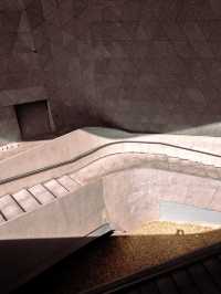 พาไปหามุมถ่ายรูปสุดชิคที่  Guangzhou Opera House