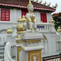 Wat Saen Fang